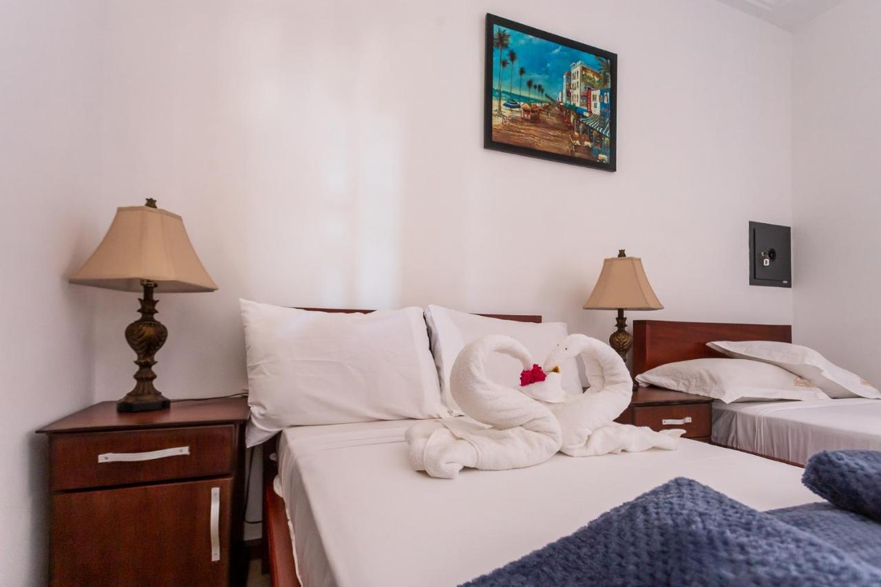 Elmina Royal Elmount Hotel מראה חיצוני תמונה
